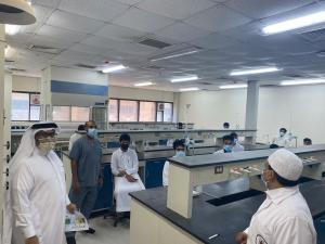 An Inspection Visit to the Student Laboratories by the Executive Team in the Department of Chemistry